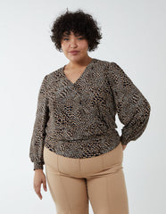 Curve Animal Printed Wrap Front Deep Hem Band Top