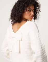 Round Neck Bow Back Detailed Jumper